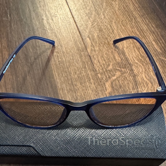 TheraSpecs Betty Ultra Lightweight Cat Eye Sunglasses with Case
